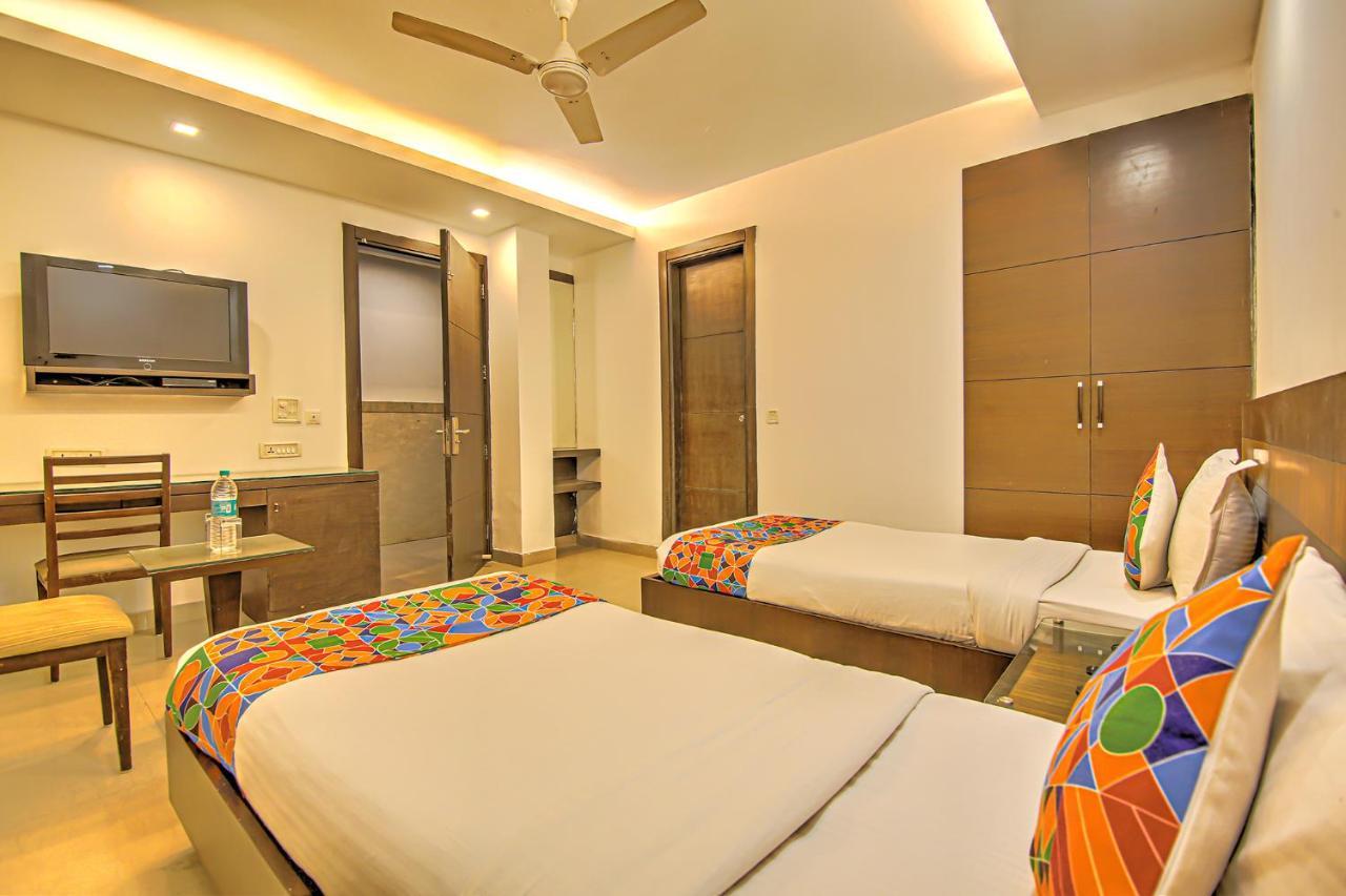 FabHotel Le Grand Neu-Delhi Exterior foto