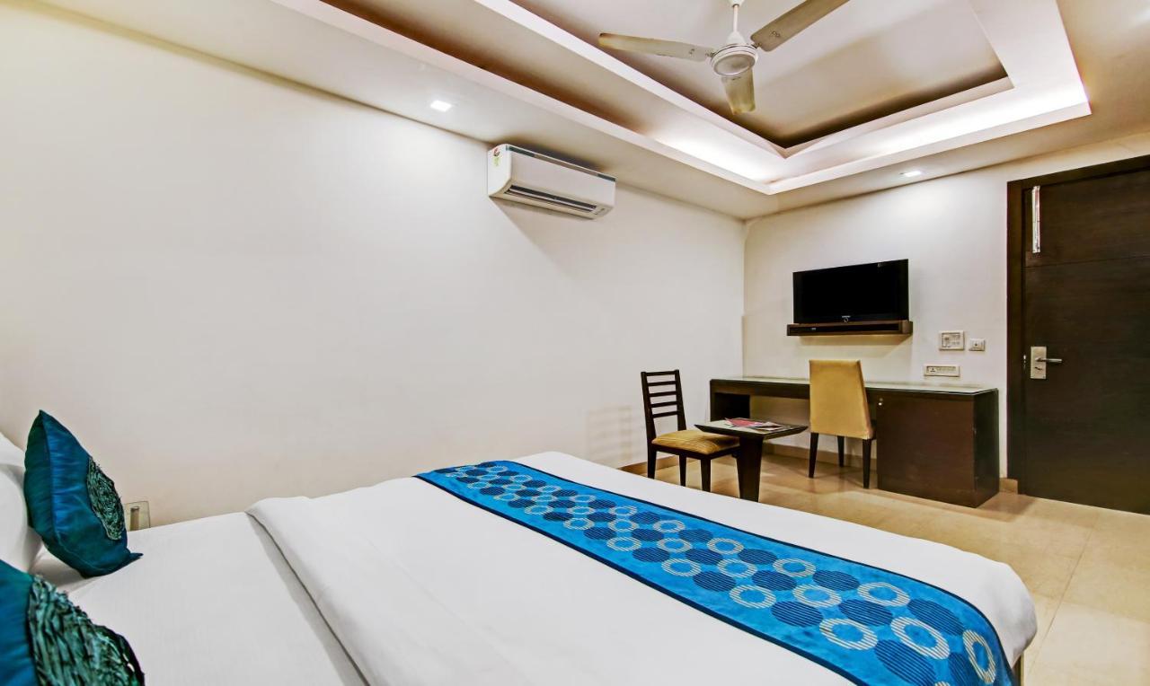 FabHotel Le Grand Neu-Delhi Exterior foto